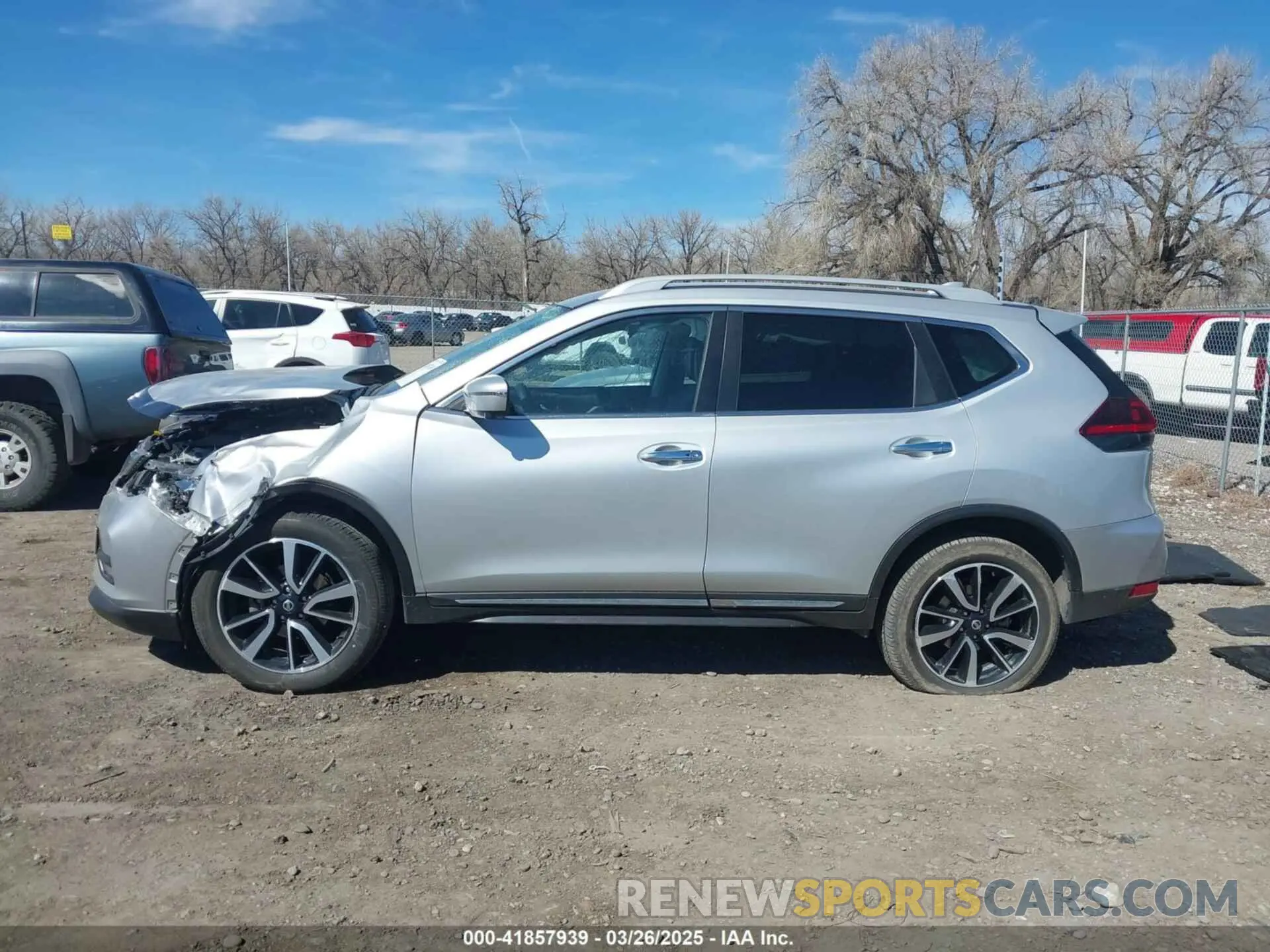 13 fotografías del automóvil dañado 5N1AT2MV6KC820495 NISSAN ROGUE 2019