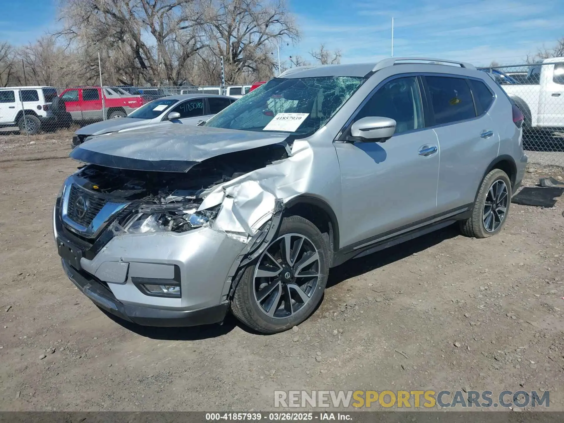2 fotografías del automóvil dañado 5N1AT2MV6KC820495 NISSAN ROGUE 2019