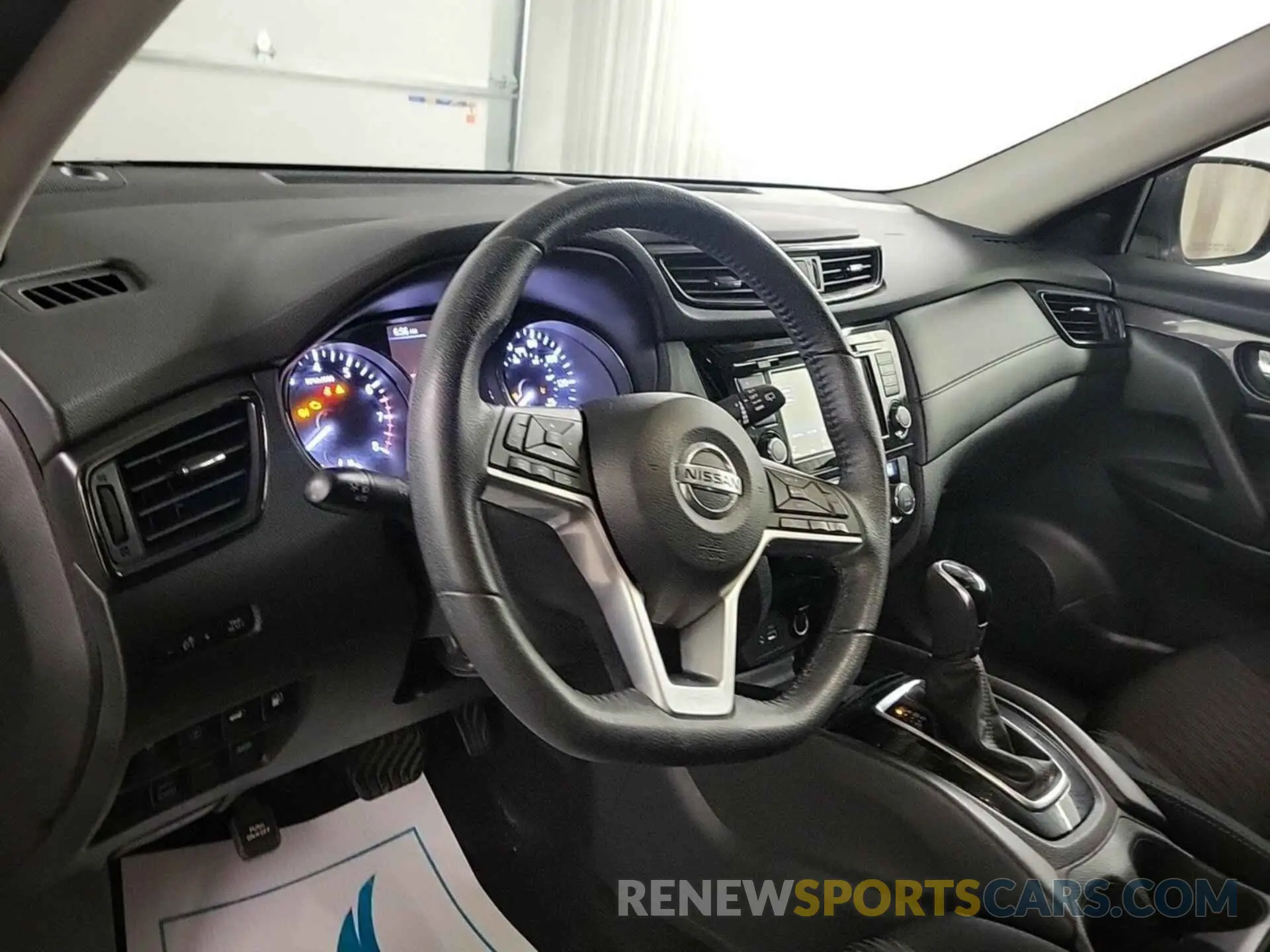 24 fotografías del automóvil dañado 5N1AT2MV7KC719613 NISSAN ROGUE 2019