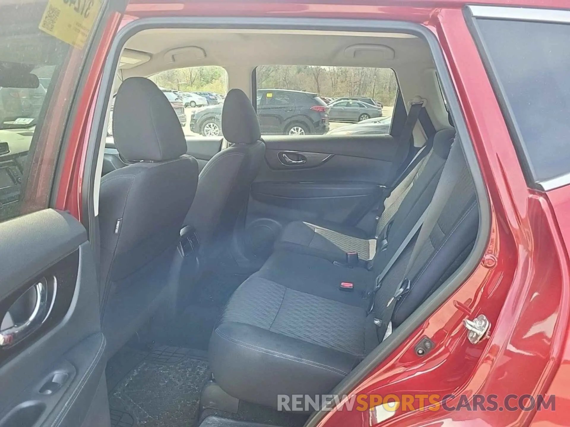 33 fotografías del automóvil dañado 5N1AT2MV7KC719613 NISSAN ROGUE 2019