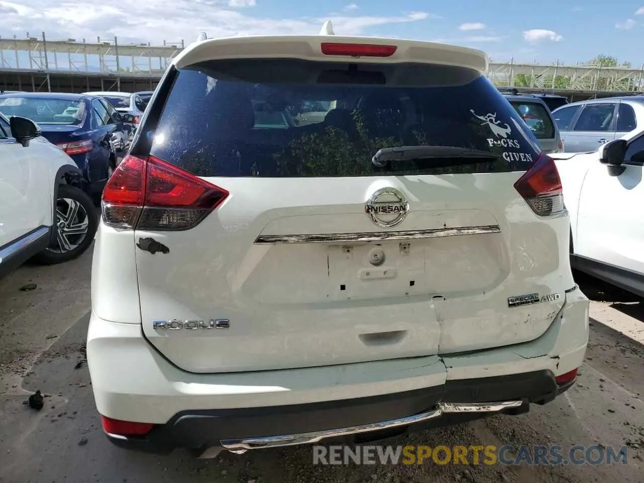 6 fotografías del automóvil dañado 5N1AT2MV8KC740213 NISSAN ROGUE 2019