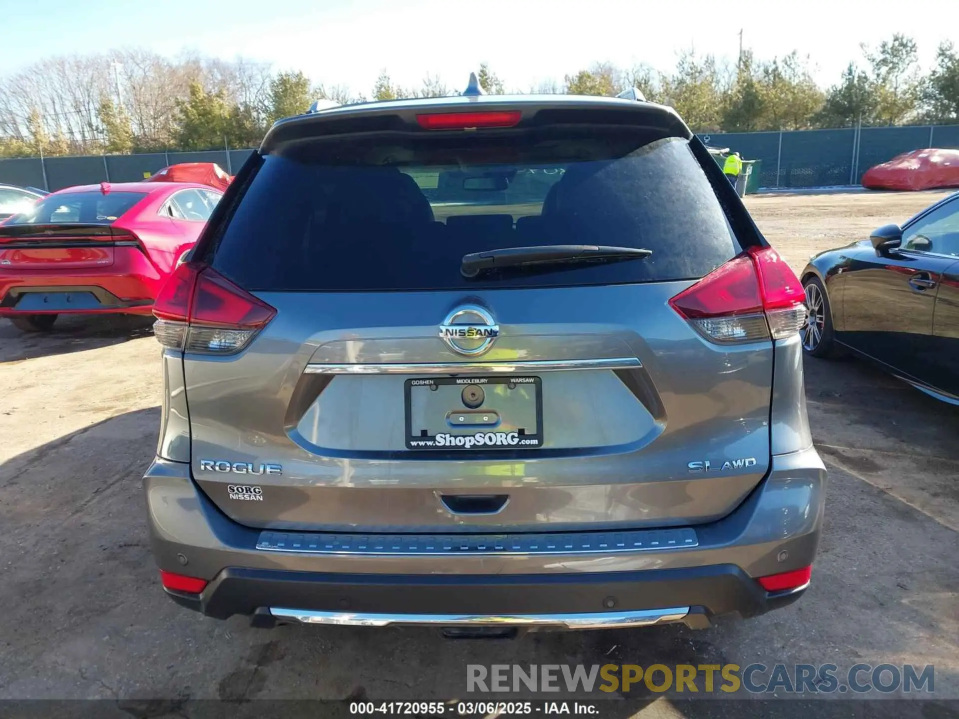 17 fotografías del automóvil dañado 5N1AT2MV9KC715515 NISSAN ROGUE 2019
