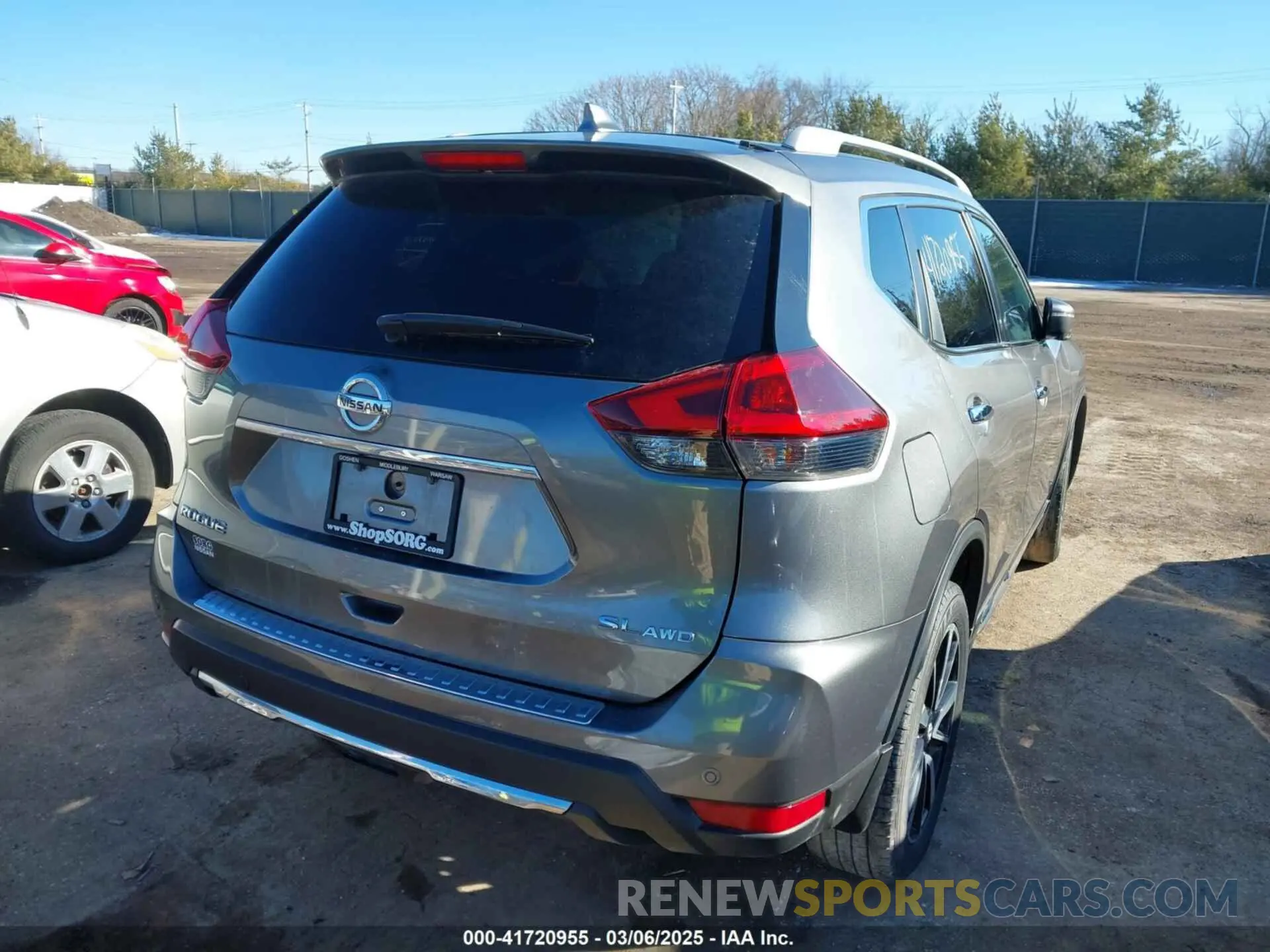 4 fotografías del automóvil dañado 5N1AT2MV9KC715515 NISSAN ROGUE 2019
