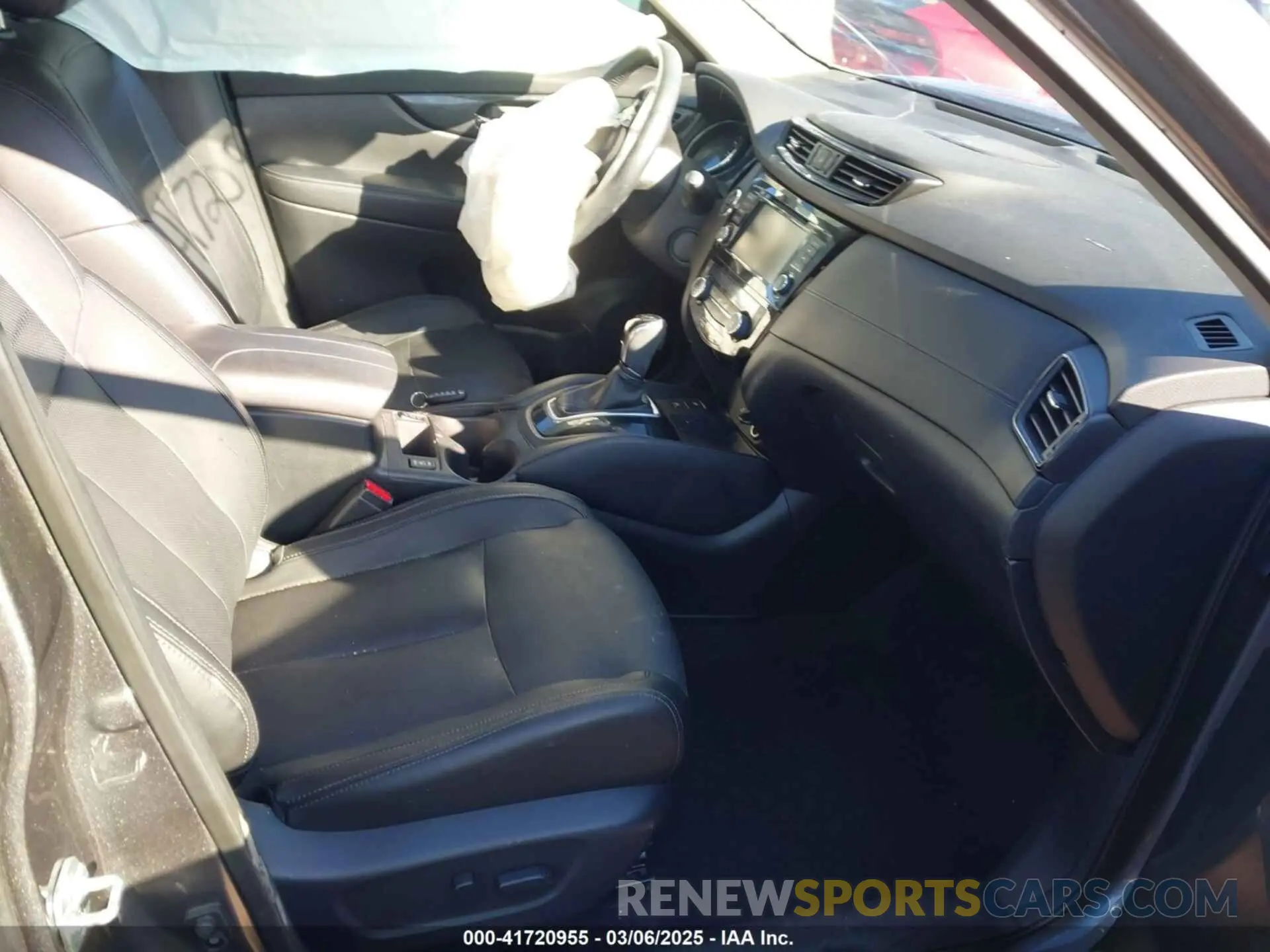 5 fotografías del automóvil dañado 5N1AT2MV9KC715515 NISSAN ROGUE 2019