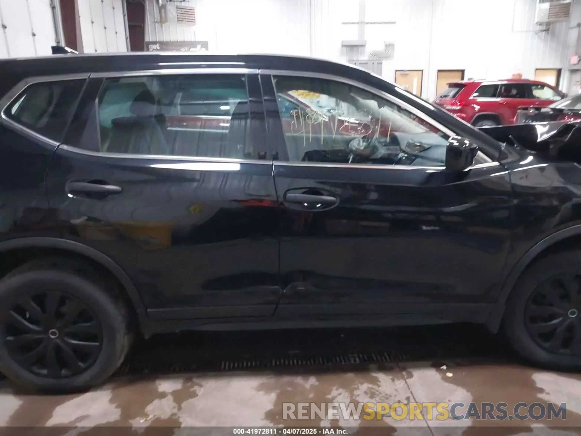14 fotografías del automóvil dañado 5N1AT2MV9KC830583 NISSAN ROGUE 2019