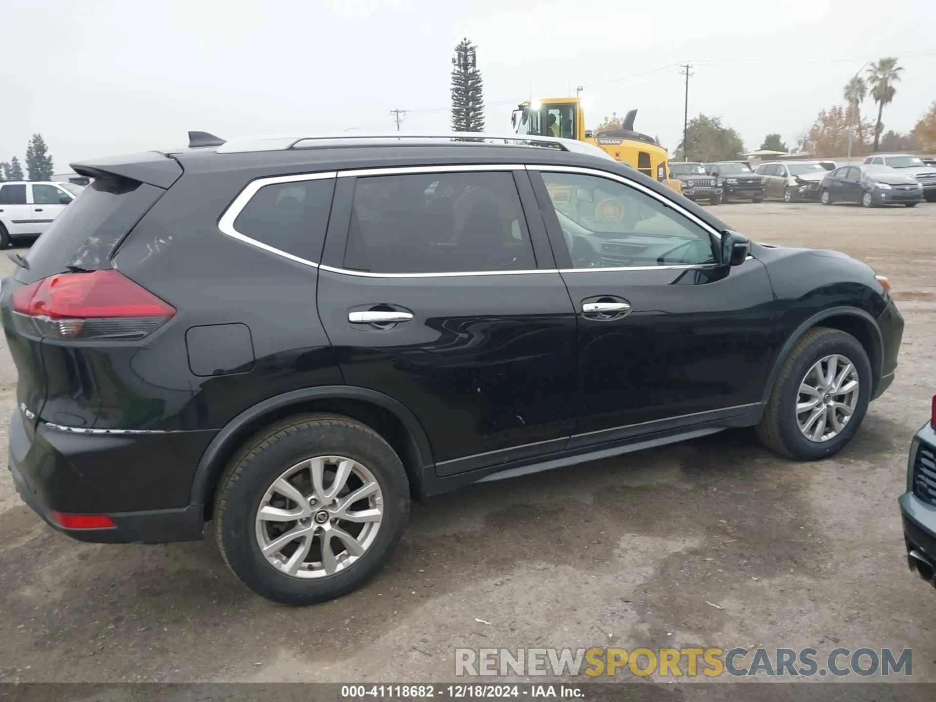 14 fotografías del automóvil dañado 5N1AT2MVXKC702143 NISSAN ROGUE 2019
