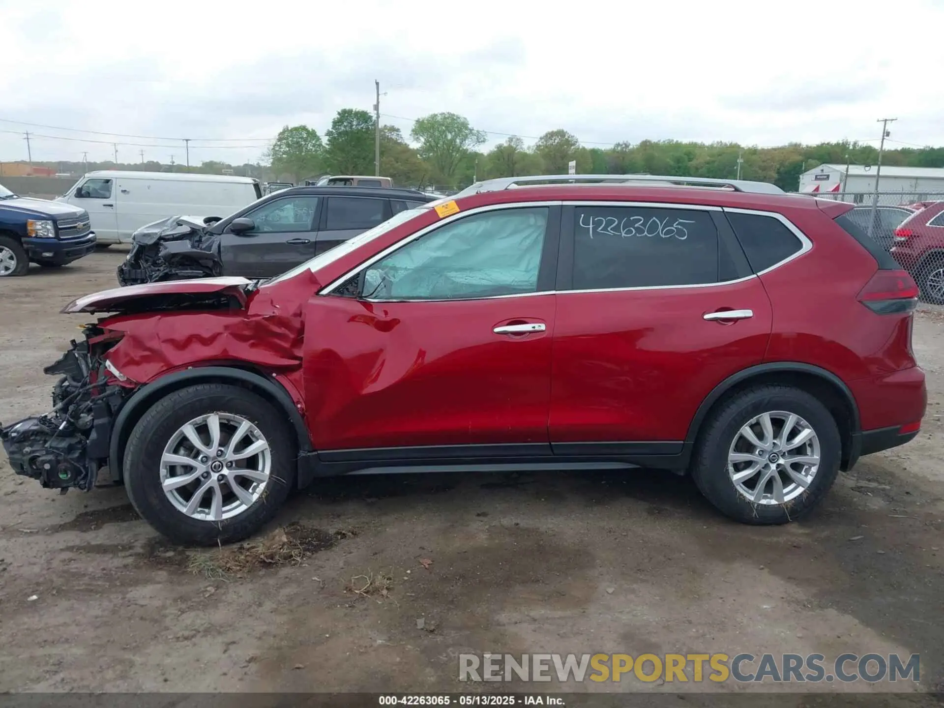 14 fotografías del automóvil dañado 5N1AT2MVXKC721517 NISSAN ROGUE 2019