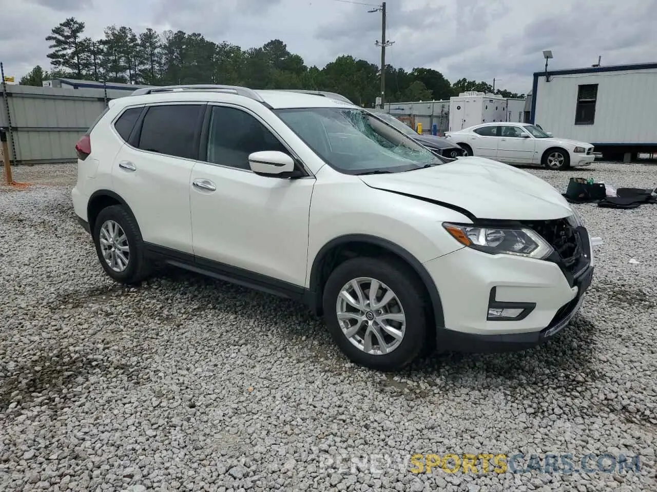 4 fotografías del automóvil dañado 5N1AT2MVXKC764948 NISSAN ROGUE 2019