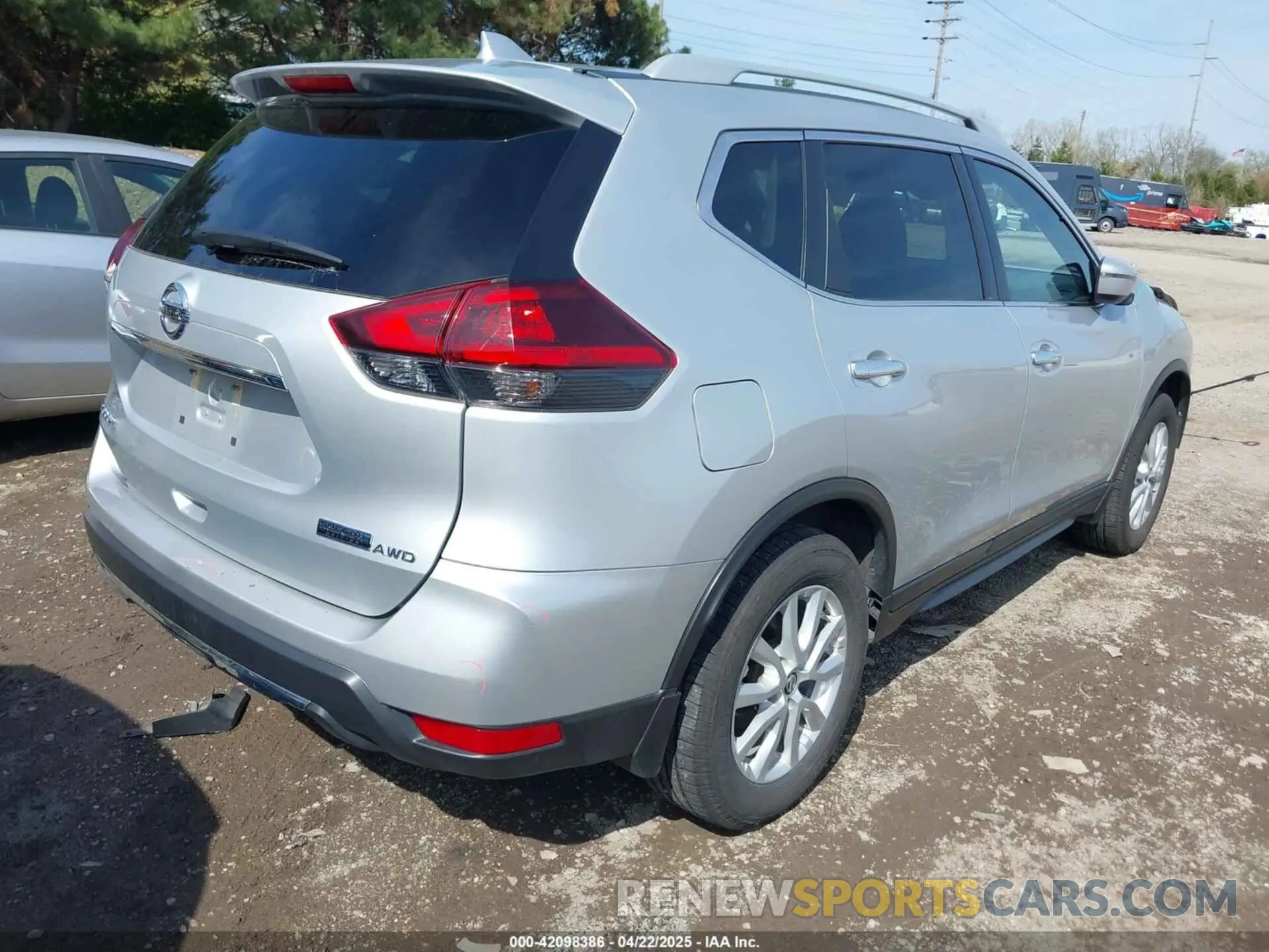 4 fotografías del automóvil dañado 5N1AT2MVXKC799022 NISSAN ROGUE 2019
