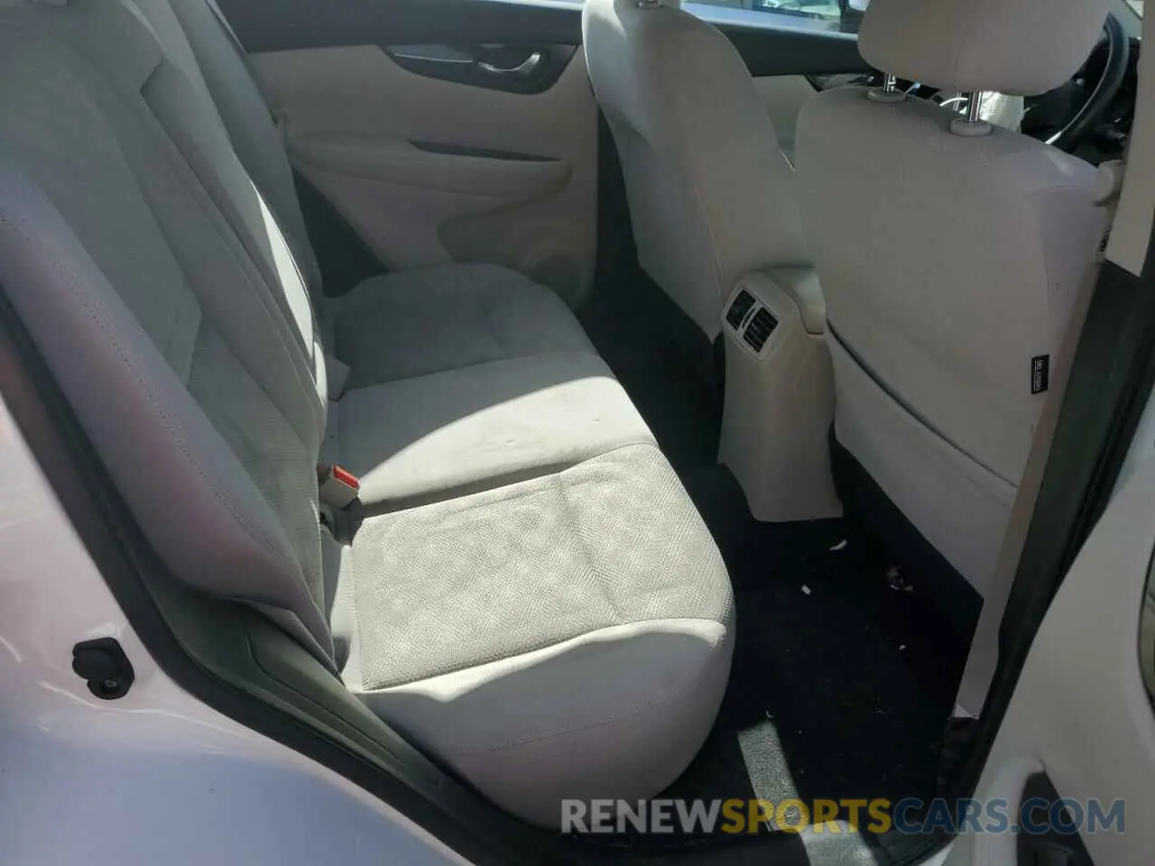 11 fotografías del automóvil dañado JN1BJ1CP0KW220486 NISSAN ROGUE 2019