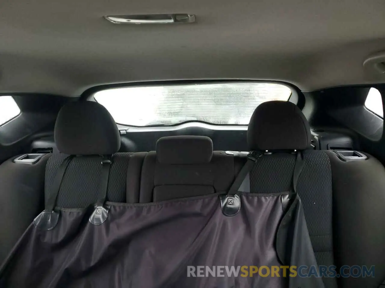 10 fotografías del automóvil dañado JN1BJ1CP0KW222383 NISSAN ROGUE 2019