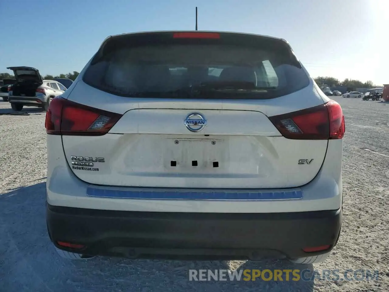 6 fotografías del automóvil dañado JN1BJ1CP0KW238132 NISSAN ROGUE 2019