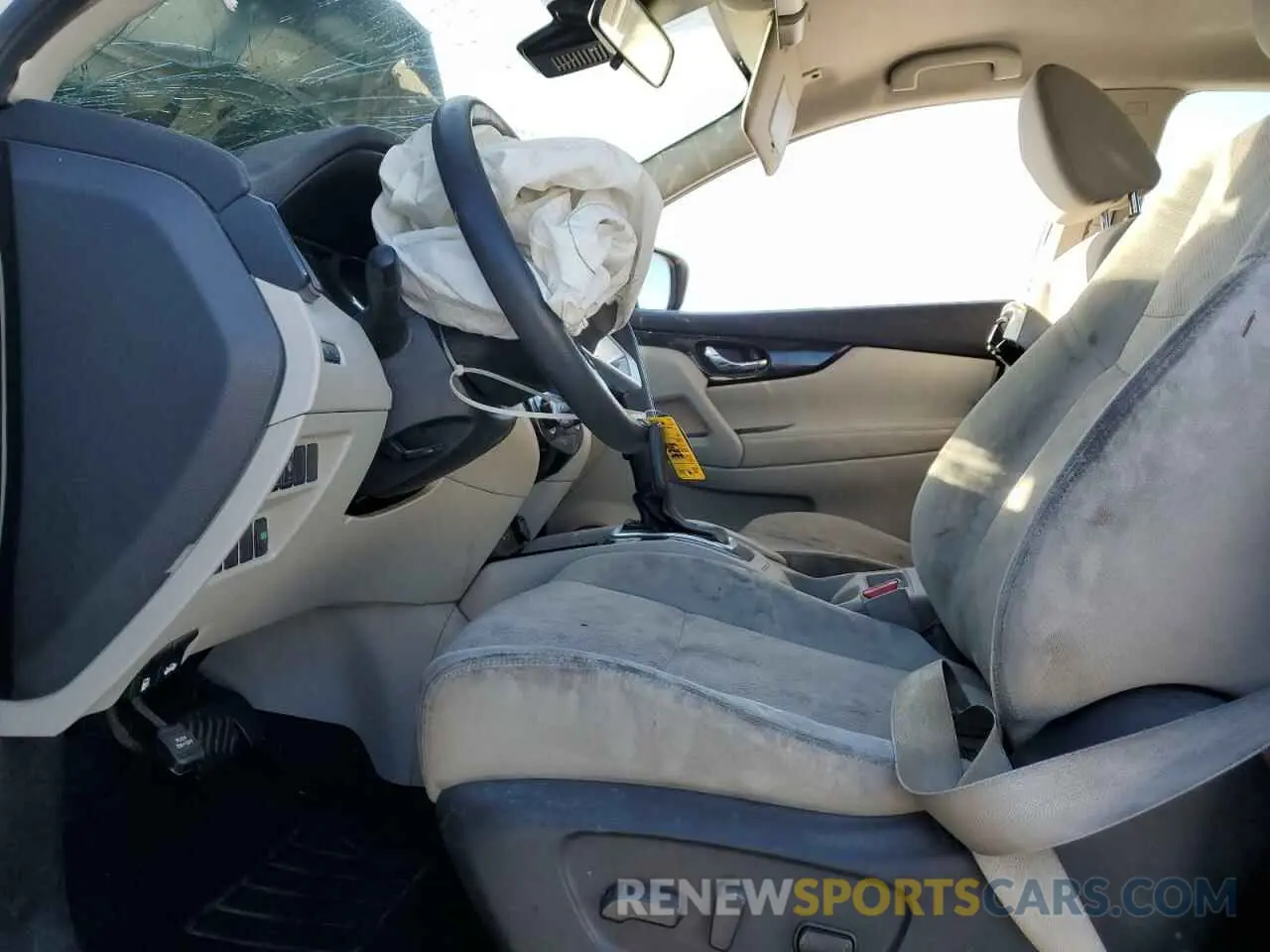 7 fotografías del automóvil dañado JN1BJ1CP0KW238132 NISSAN ROGUE 2019