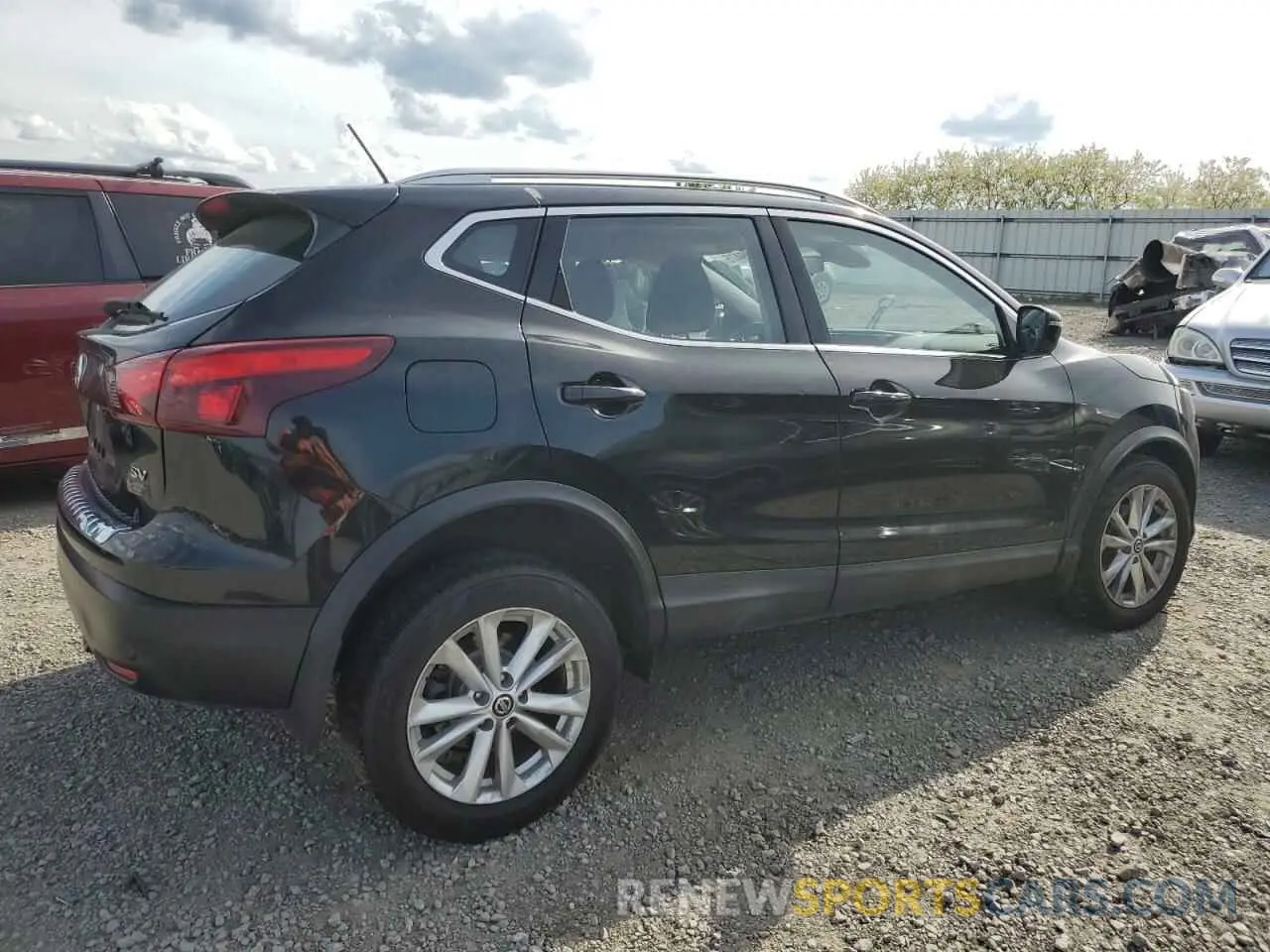 3 fotografías del automóvil dañado JN1BJ1CP1KW522479 NISSAN ROGUE 2019