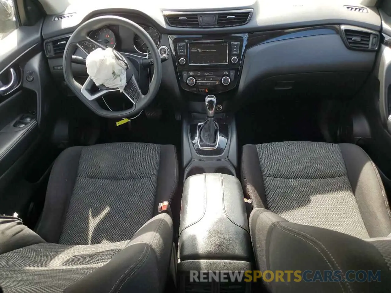 8 fotografías del automóvil dañado JN1BJ1CP1KW522479 NISSAN ROGUE 2019