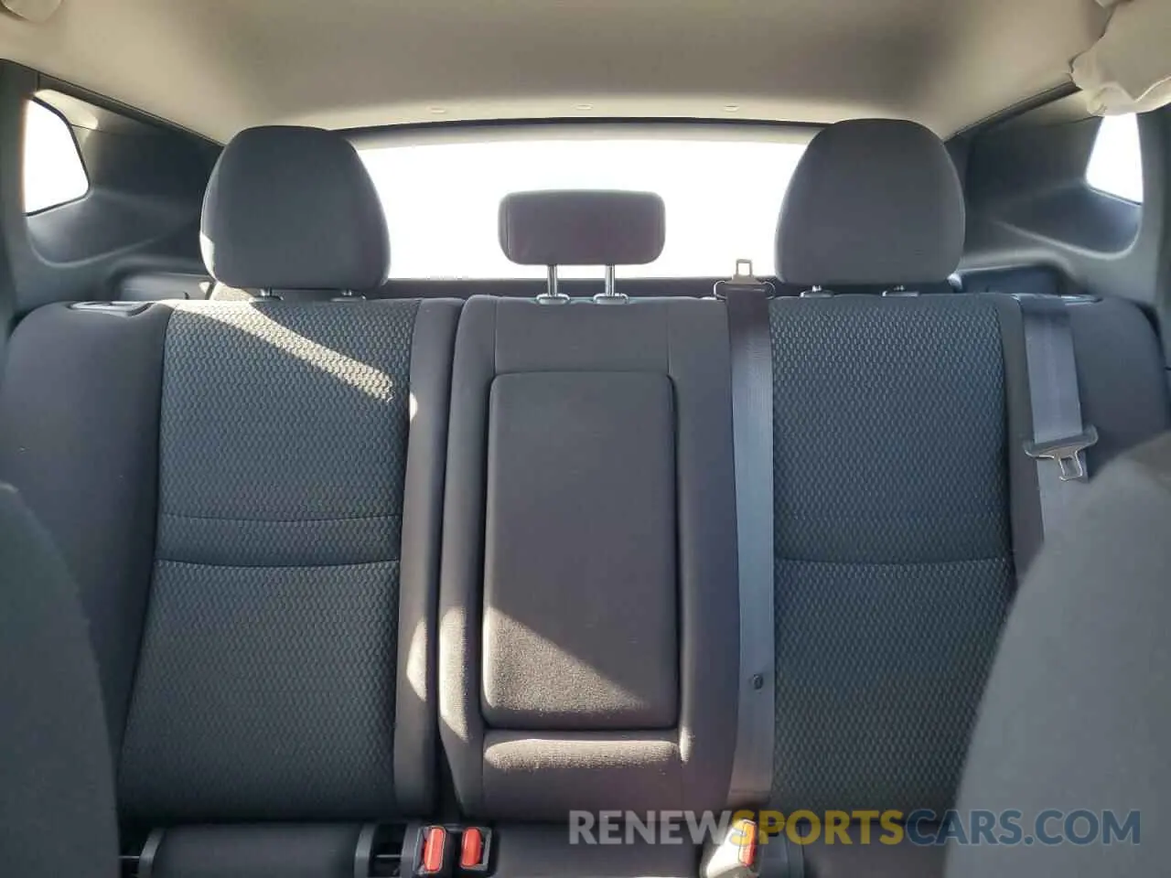 10 fotografías del automóvil dañado JN1BJ1CP2KW215984 NISSAN ROGUE 2019