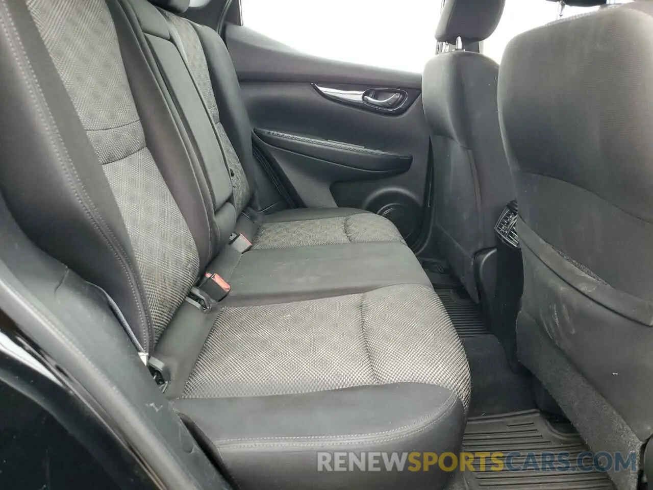 11 fotografías del automóvil dañado JN1BJ1CP2KW240416 NISSAN ROGUE 2019