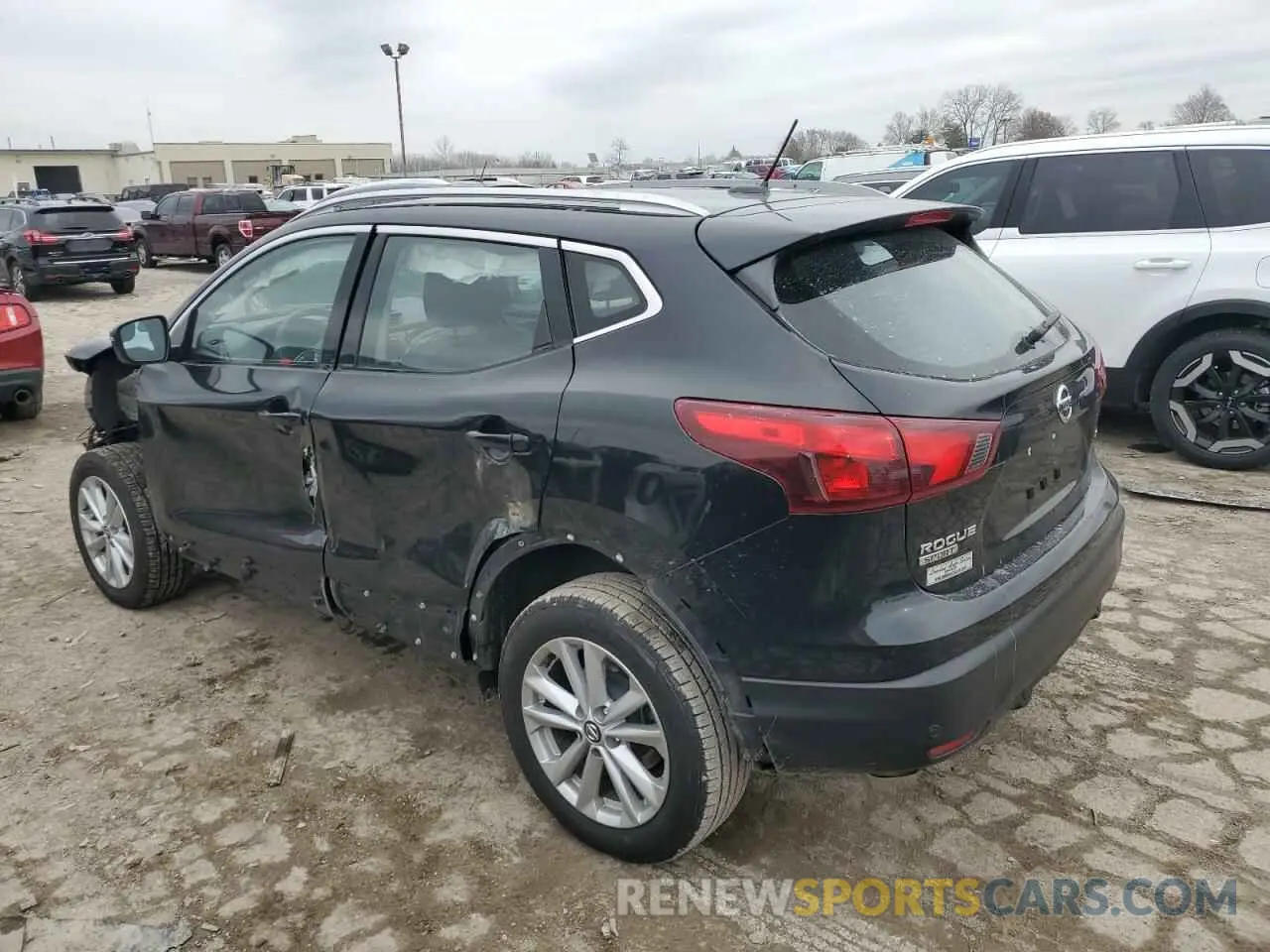 2 fotografías del automóvil dañado JN1BJ1CP2KW240416 NISSAN ROGUE 2019