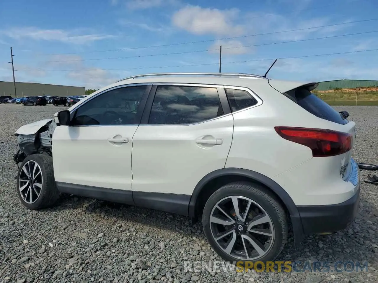 2 fotografías del automóvil dañado JN1BJ1CP2KW524273 NISSAN ROGUE 2019
