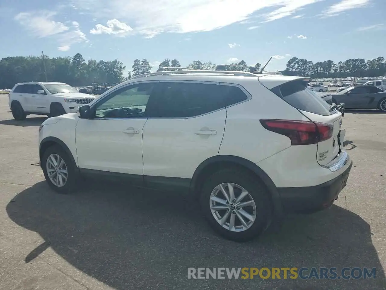 2 fotografías del automóvil dañado JN1BJ1CP3KW220630 NISSAN ROGUE 2019