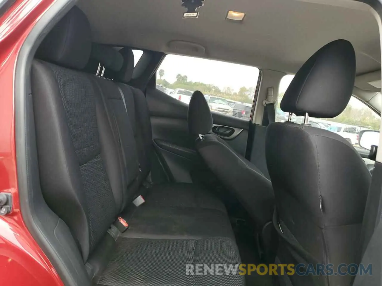 11 fotografías del automóvil dañado JN1BJ1CP3KW238268 NISSAN ROGUE 2019