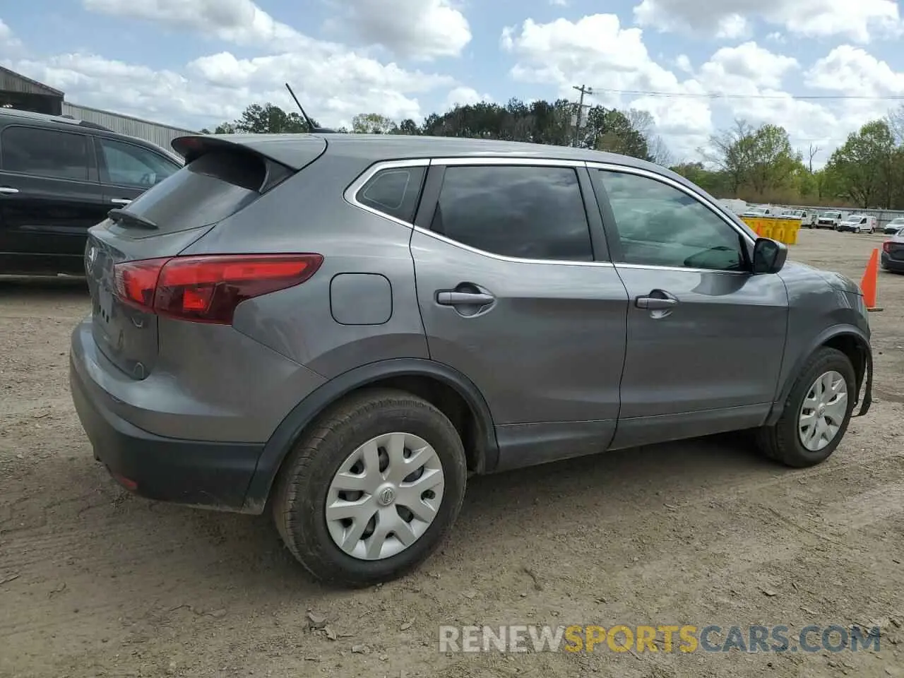 3 fotografías del automóvil dañado JN1BJ1CP4KW216120 NISSAN ROGUE 2019