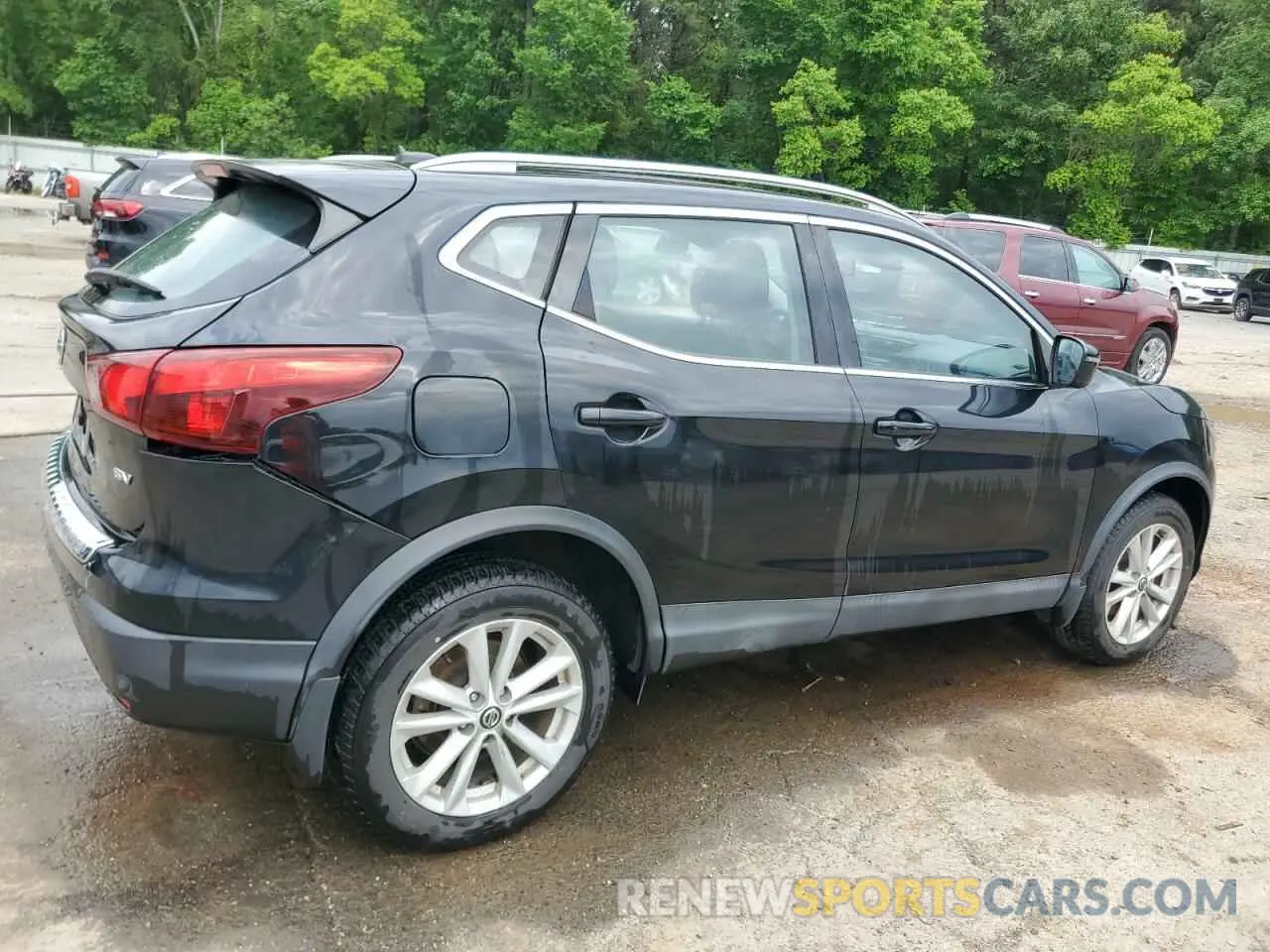 3 fotografías del automóvil dañado JN1BJ1CP4KW238005 NISSAN ROGUE 2019
