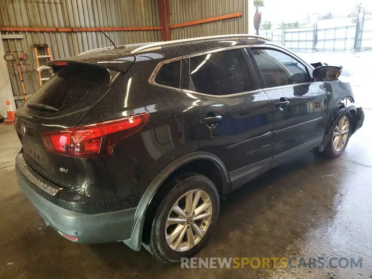 3 fotografías del automóvil dañado JN1BJ1CP4KW242894 NISSAN ROGUE 2019
