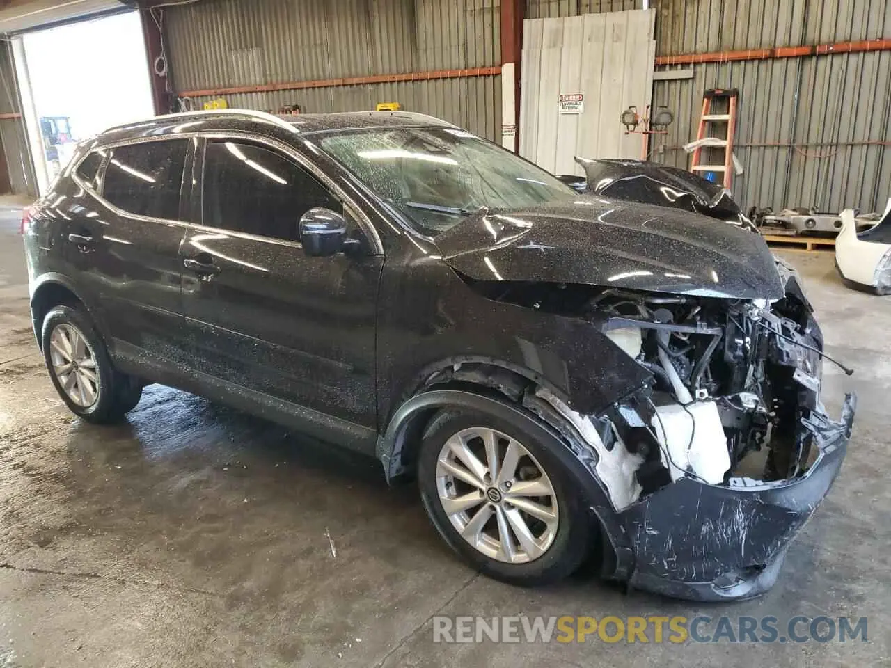 4 fotografías del automóvil dañado JN1BJ1CP4KW242894 NISSAN ROGUE 2019