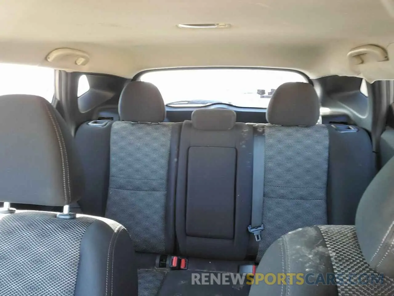 10 fotografías del automóvil dañado JN1BJ1CP5KW530519 NISSAN ROGUE 2019