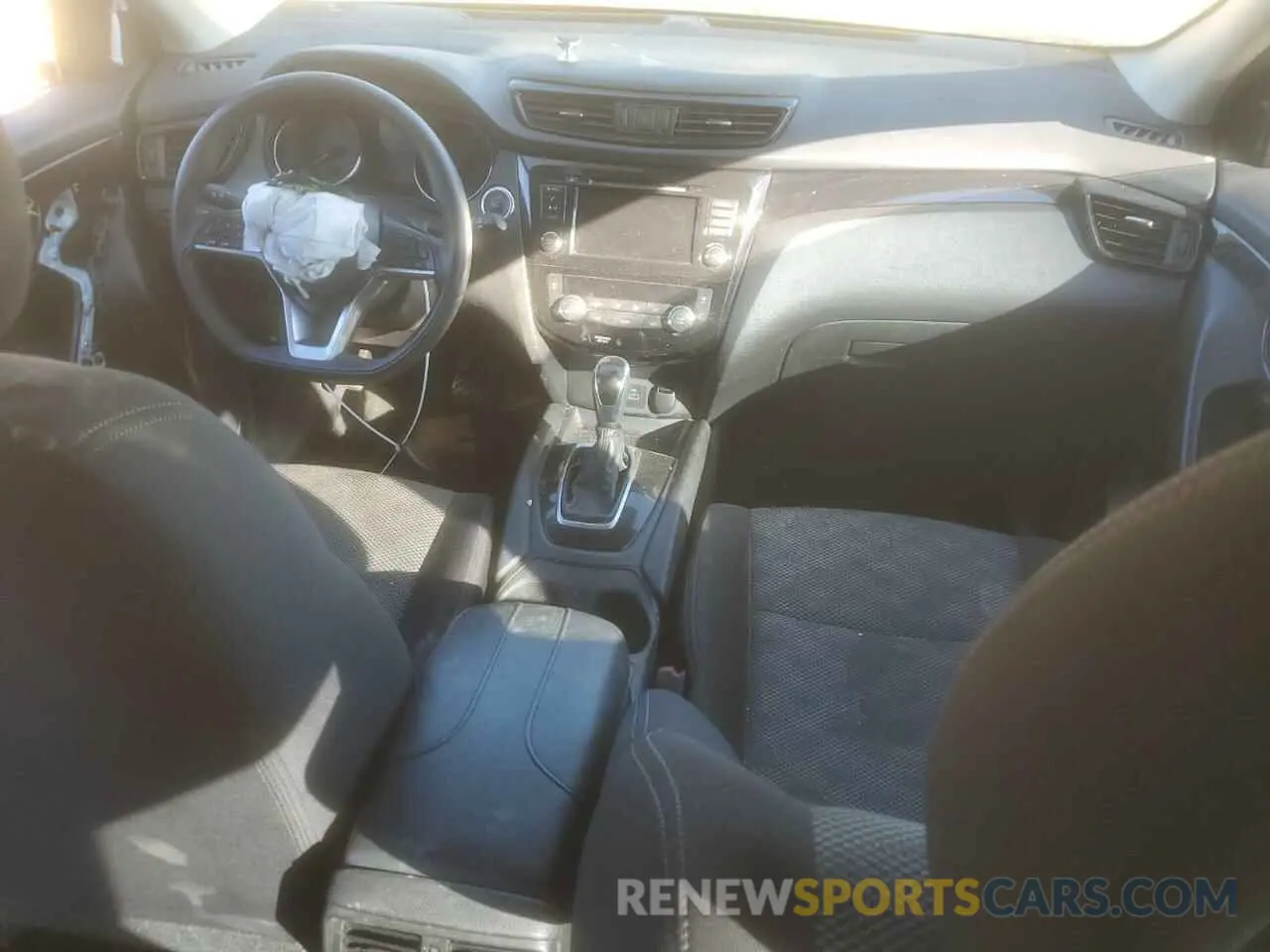8 fotografías del automóvil dañado JN1BJ1CP5KW530519 NISSAN ROGUE 2019