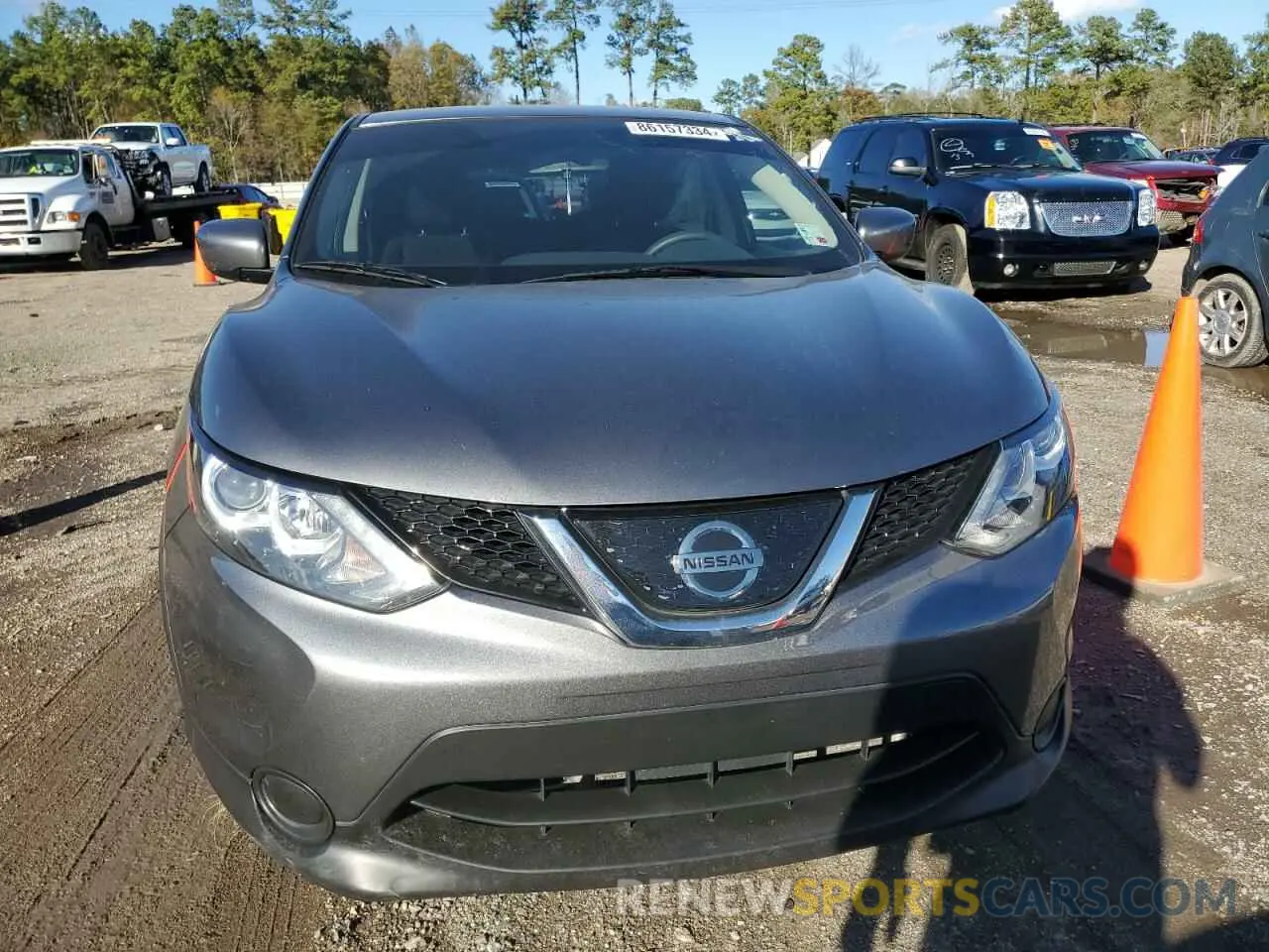 5 fotografías del automóvil dañado JN1BJ1CP6KW238667 NISSAN ROGUE 2019