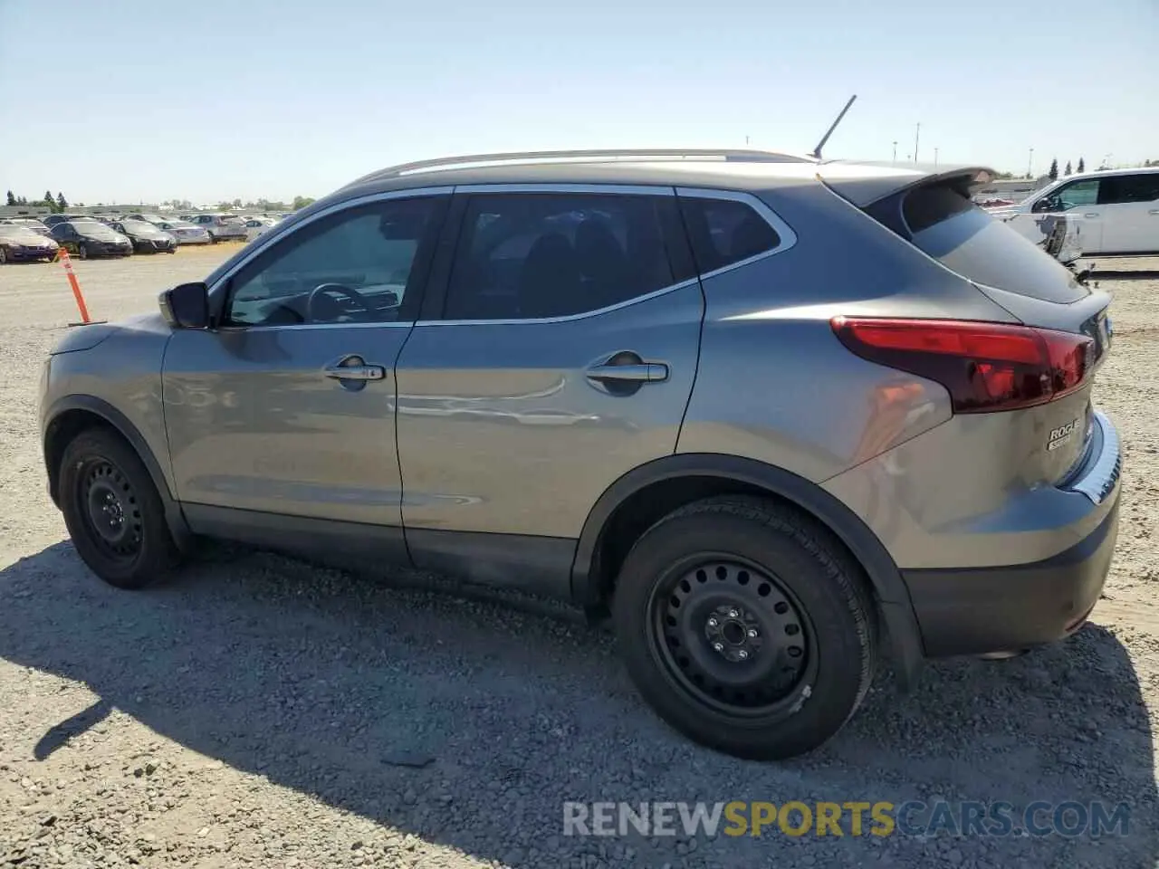 2 fotografías del automóvil dañado JN1BJ1CP6KW529184 NISSAN ROGUE 2019