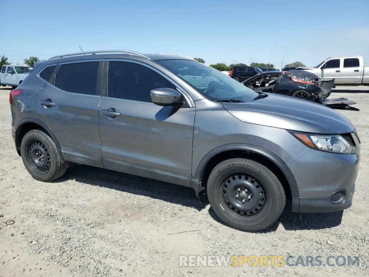 4 fotografías del automóvil dañado JN1BJ1CP6KW529184 NISSAN ROGUE 2019