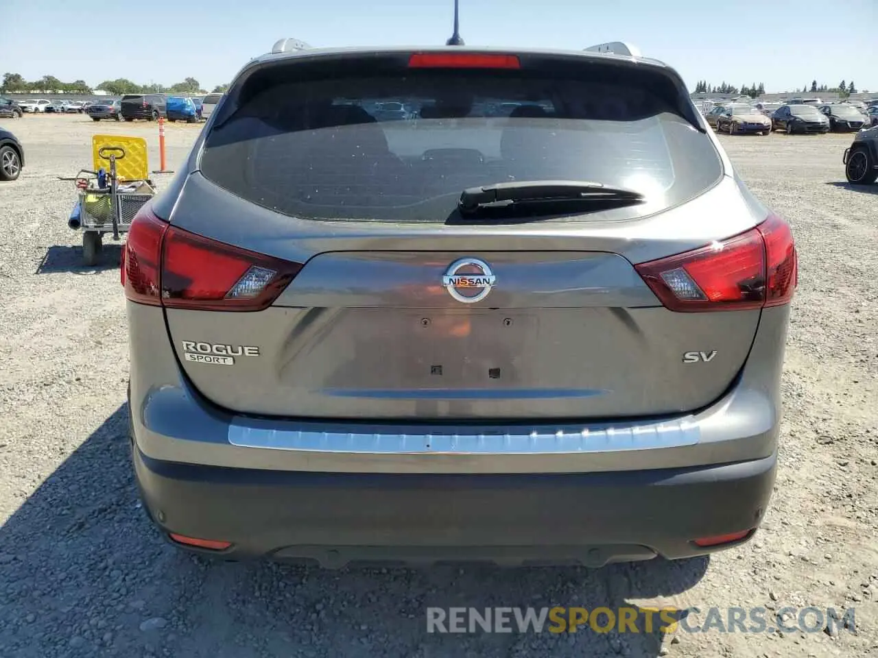 6 fotografías del automóvil dañado JN1BJ1CP6KW529184 NISSAN ROGUE 2019