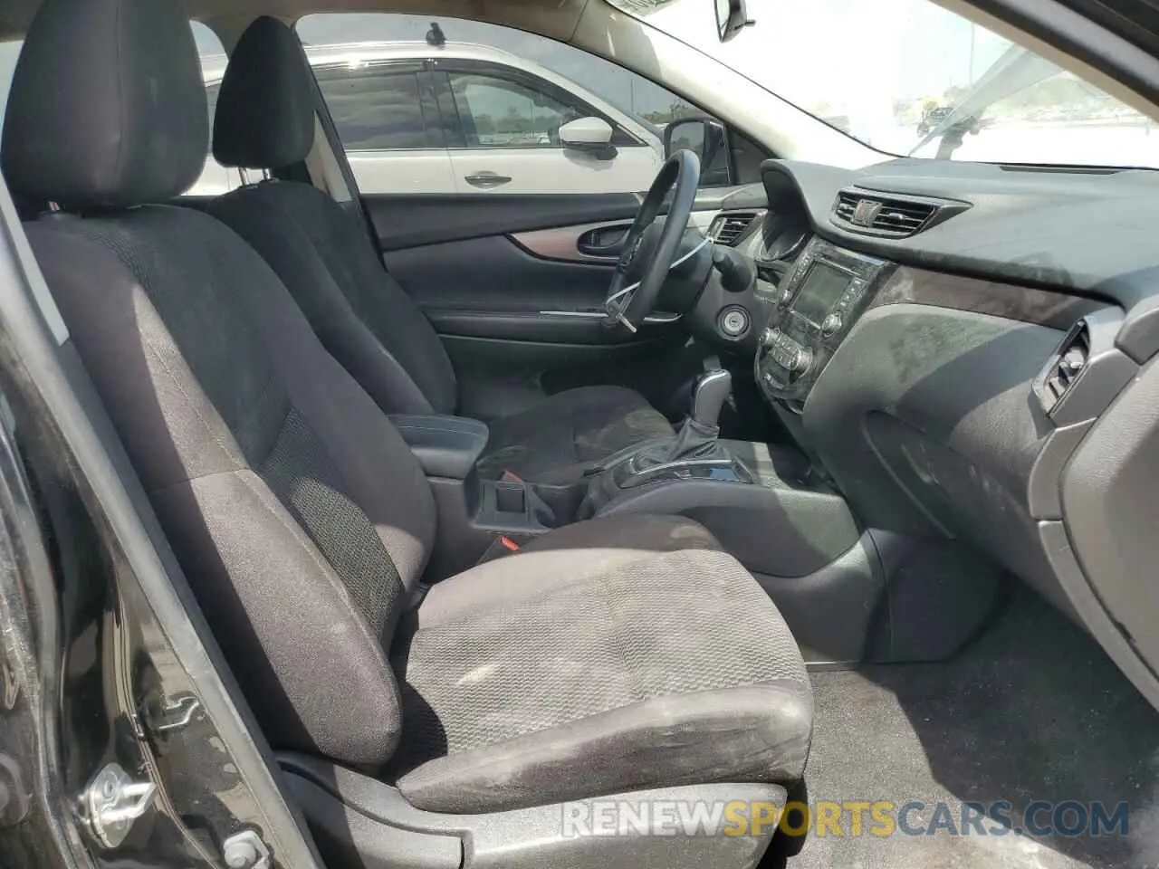 7 fotografías del automóvil dañado JN1BJ1CP7KW529730 NISSAN ROGUE 2019