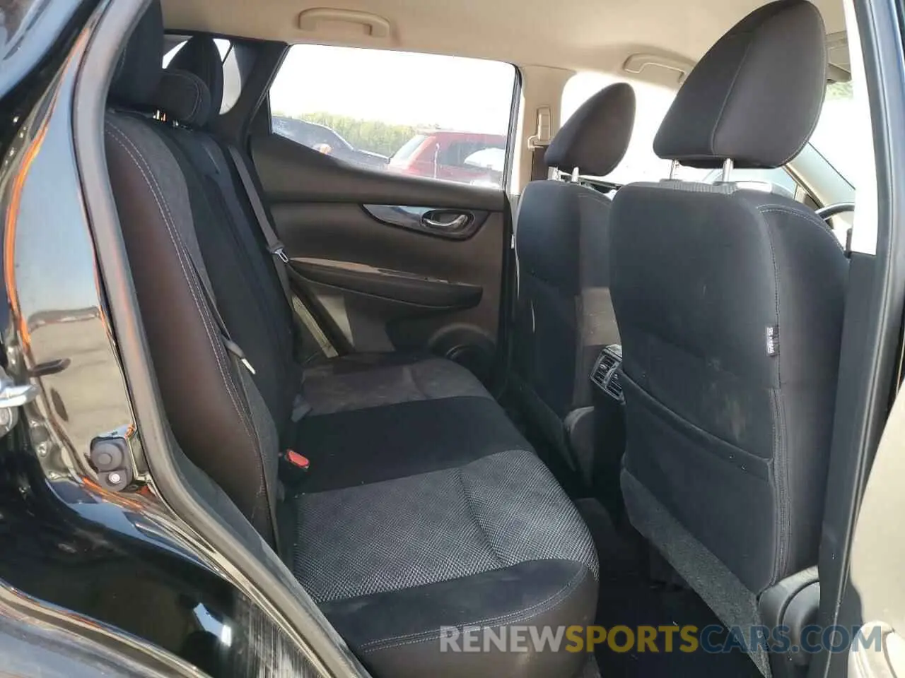 12 fotografías del automóvil dañado JN1BJ1CP9KW217473 NISSAN ROGUE 2019