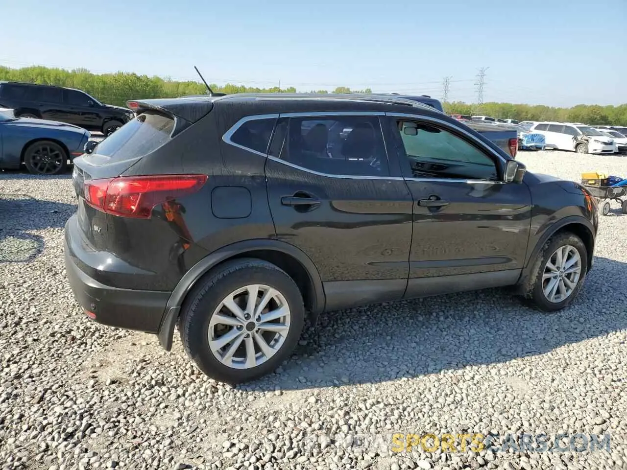 3 fotografías del automóvil dañado JN1BJ1CP9KW217473 NISSAN ROGUE 2019