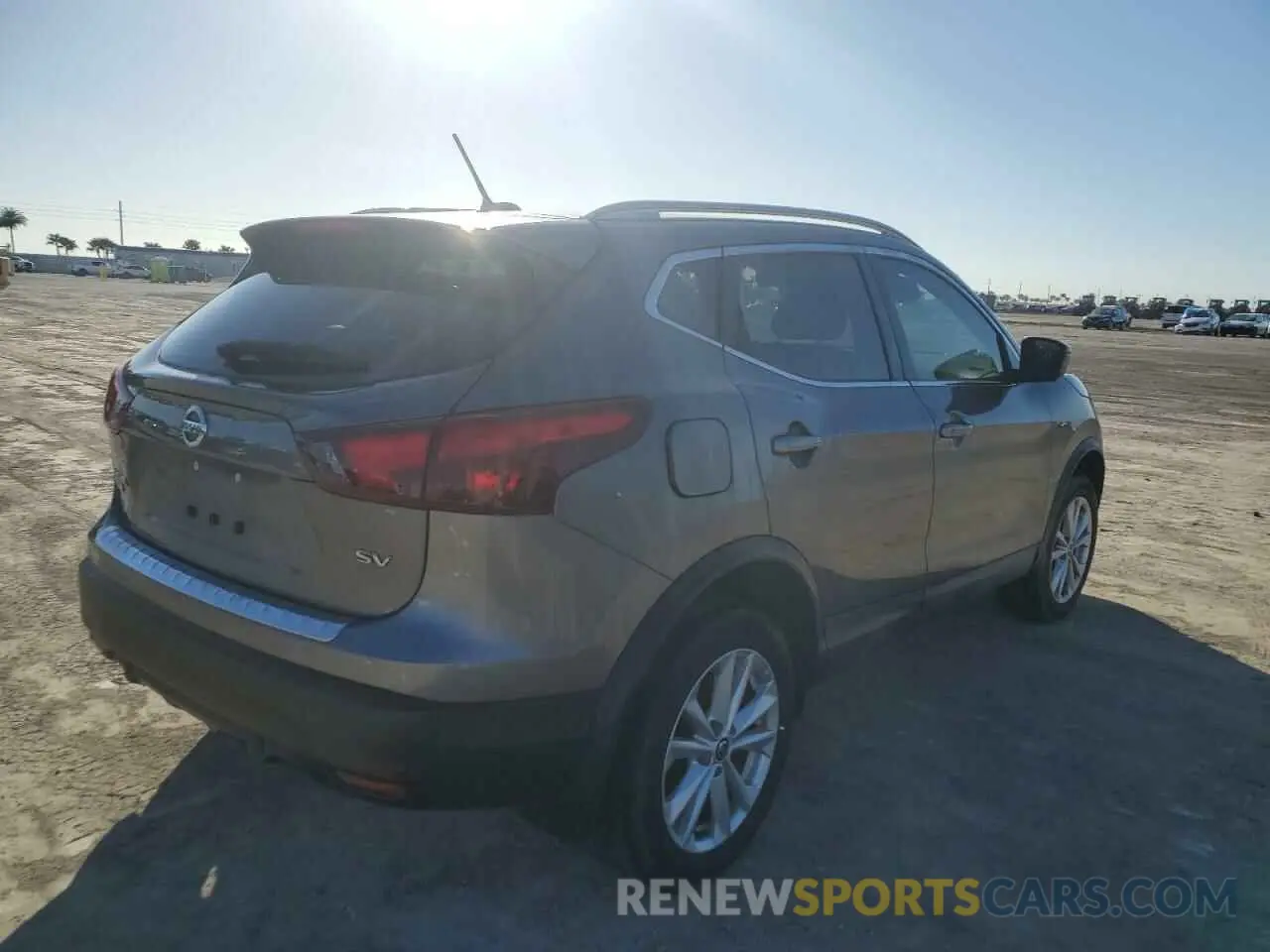 3 fotografías del automóvil dañado JN1BJ1CPXKW234718 NISSAN ROGUE 2019