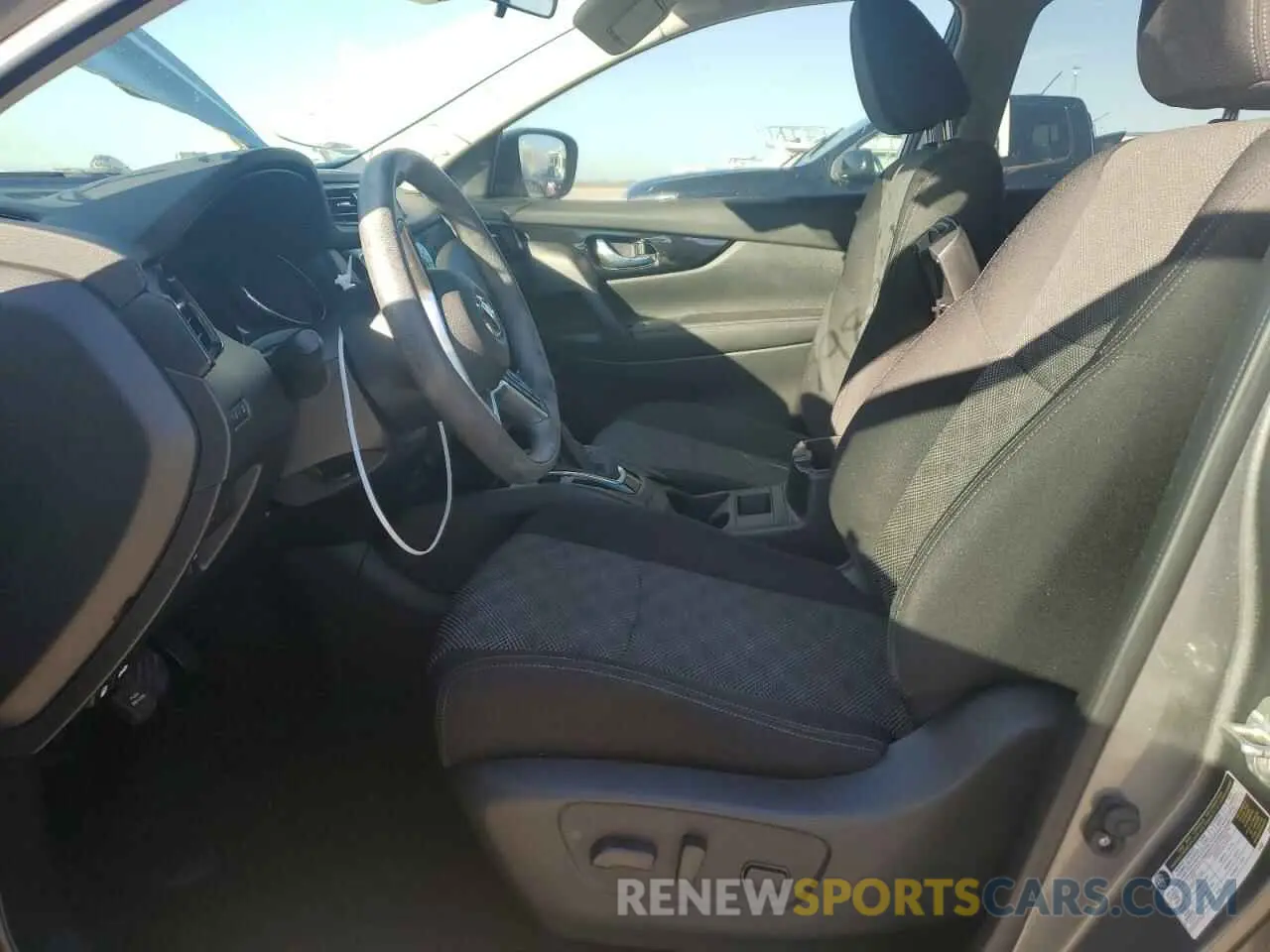 7 fotografías del automóvil dañado JN1BJ1CPXKW234718 NISSAN ROGUE 2019