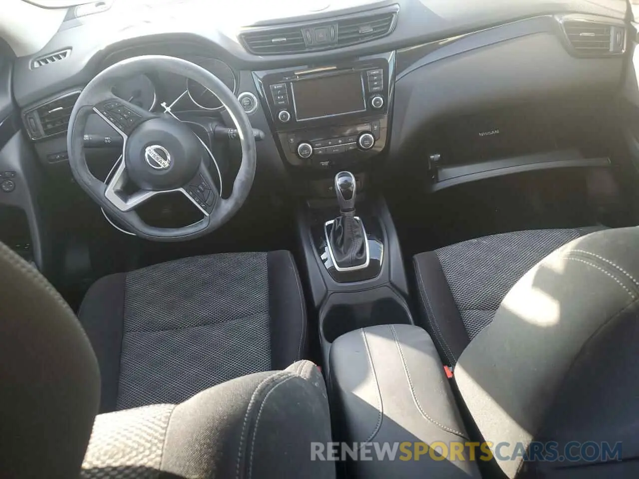 8 fotografías del automóvil dañado JN1BJ1CPXKW234718 NISSAN ROGUE 2019