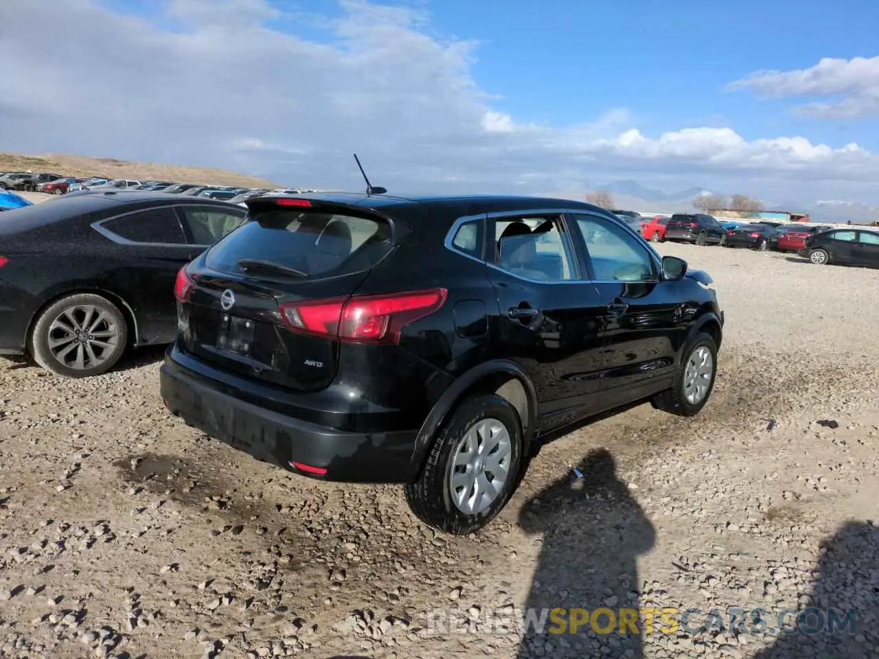 3 fotografías del automóvil dañado JN1BJ1CR0KW335557 NISSAN ROGUE 2019
