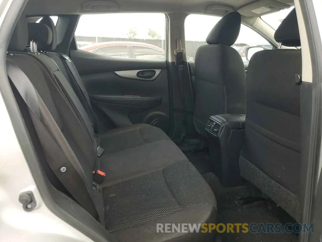 11 fotografías del automóvil dañado JN1BJ1CR1KW310652 NISSAN ROGUE 2019