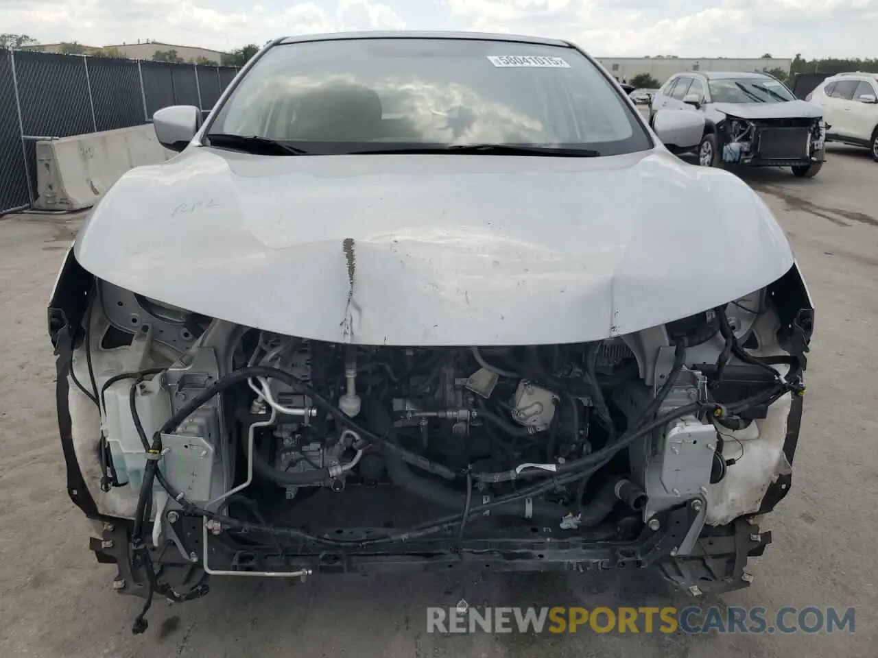5 fotografías del automóvil dañado JN1BJ1CR1KW310652 NISSAN ROGUE 2019