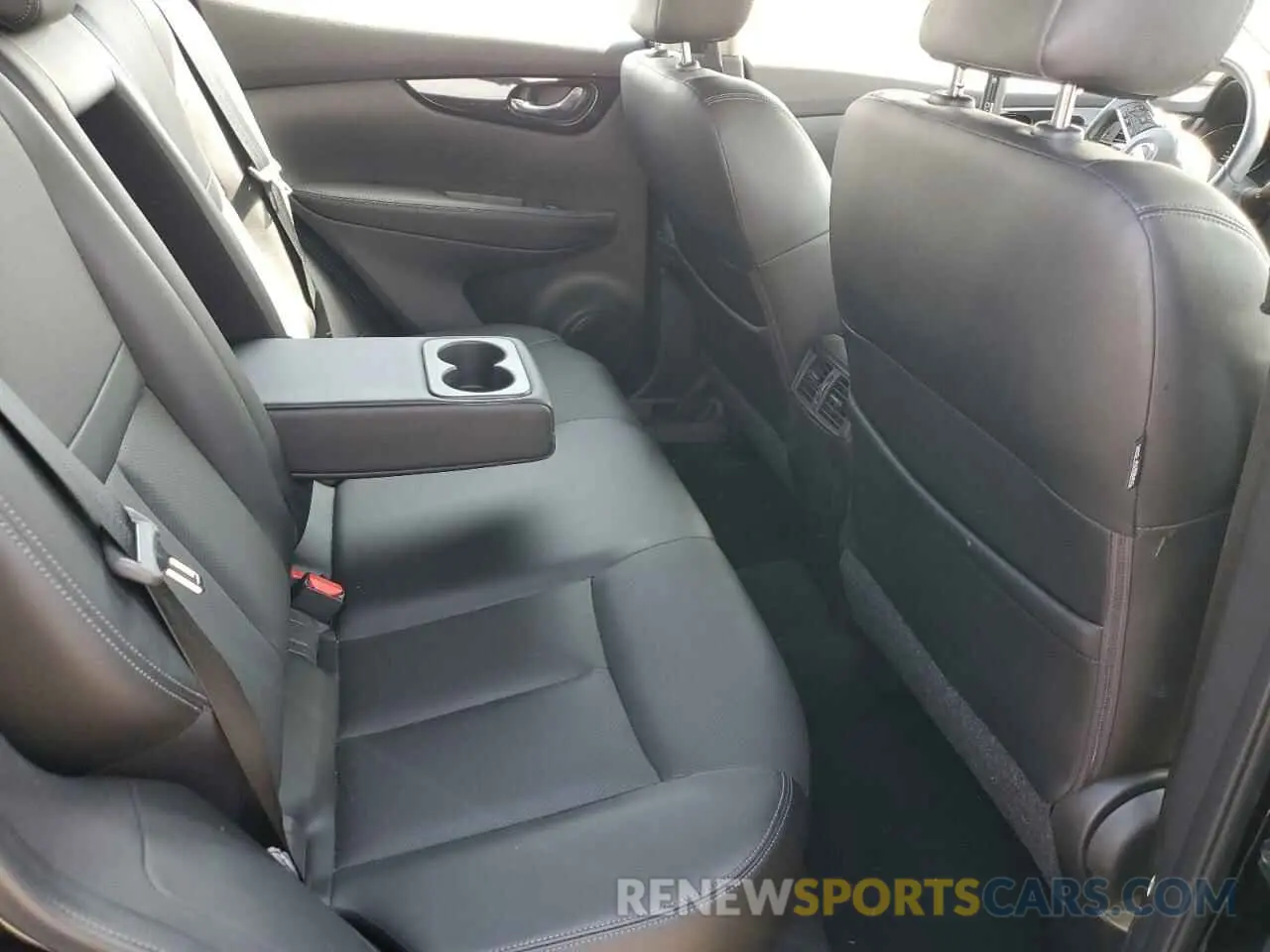 11 fotografías del automóvil dañado JN1BJ1CR1KW331792 NISSAN ROGUE 2019