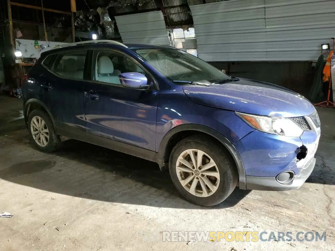 4 fotografías del automóvil dañado JN1BJ1CR1KW332702 NISSAN ROGUE 2019