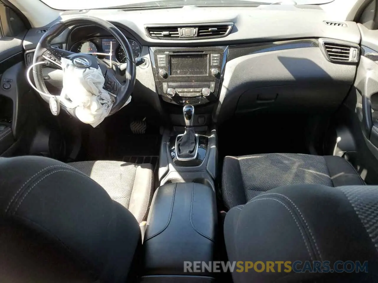8 fotografías del automóvil dañado JN1BJ1CR2KW318632 NISSAN ROGUE 2019