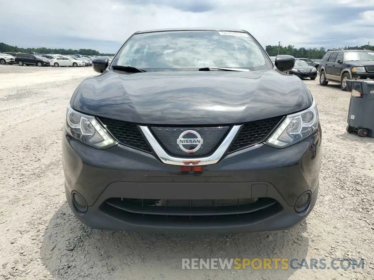 5 fotografías del automóvil dañado JN1BJ1CR2KW336872 NISSAN ROGUE 2019
