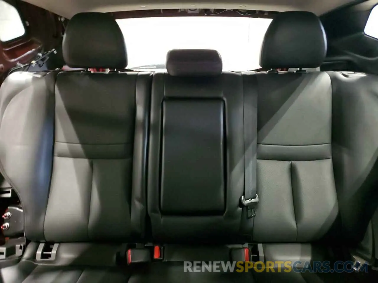 10 fotografías del automóvil dañado JN1BJ1CR3KW311270 NISSAN ROGUE 2019