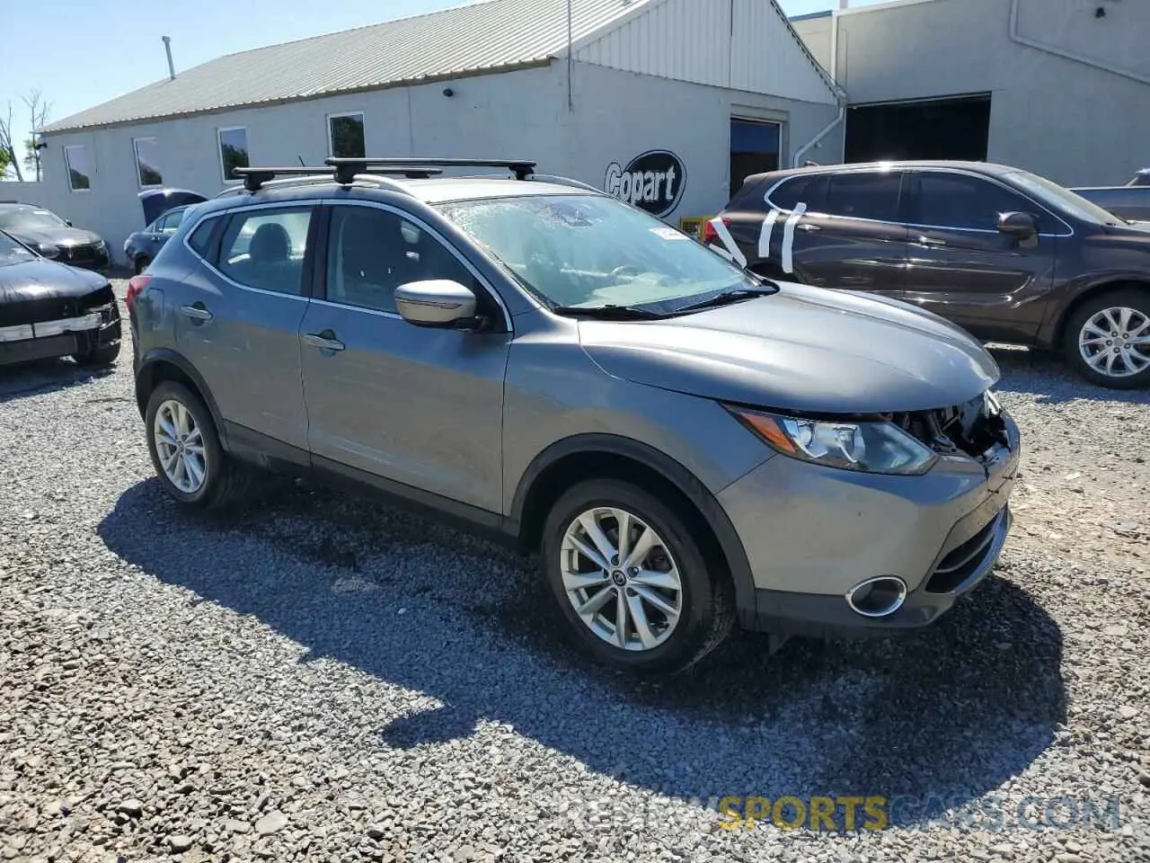 4 fotografías del automóvil dañado JN1BJ1CR3KW341109 NISSAN ROGUE 2019